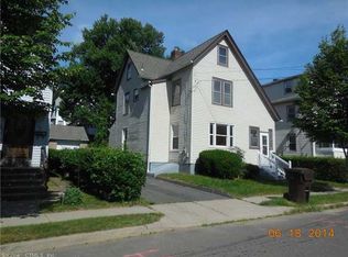 39 Oak St, Middletown, CT 06457