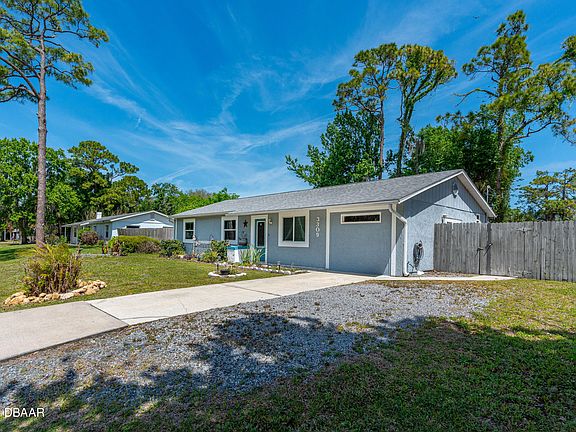 2nd image of 3309 Woodland Dr
