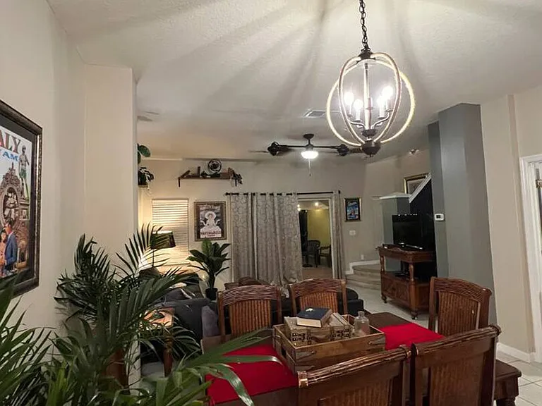 Yellow Lantana Ln — Photo 46