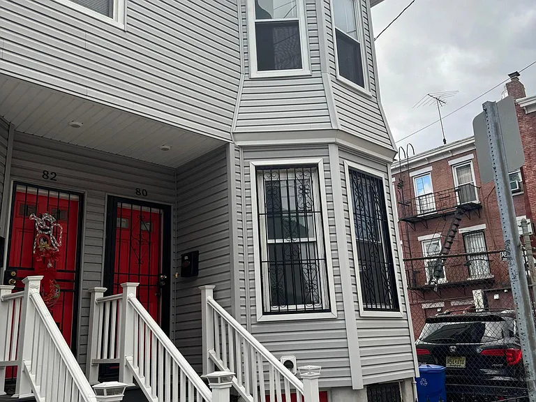 80 Newkirk St — Photo 28