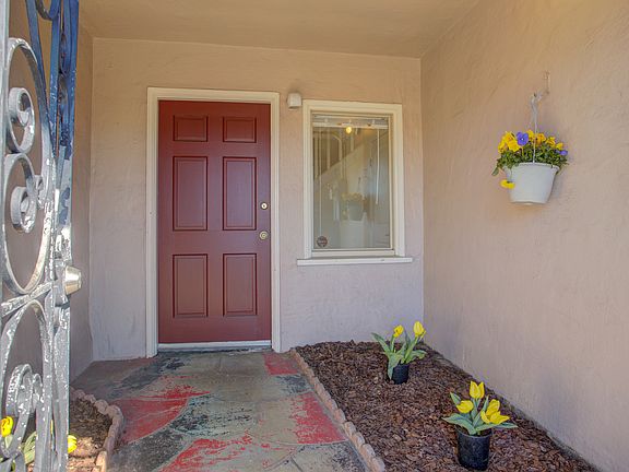 4th image of 344 Thornton Ave