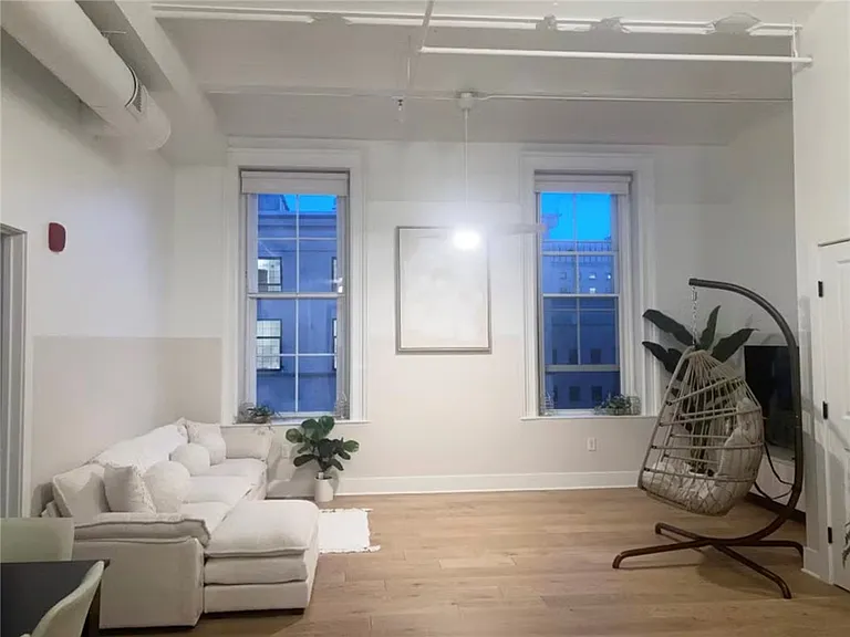 30 W Broad St #307 — Photo 3