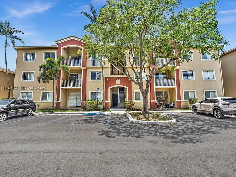 7085 Nova Dr #321 — Photo 1