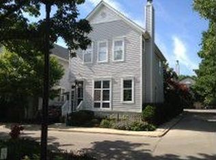 2905 N Wolcott Ave #C, Chicago, IL 60657