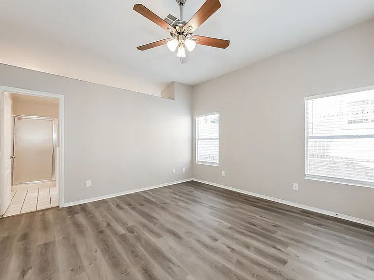 927 River Mountain Dr — Photo 8