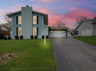 134 S Elder Ln, Decatur, IL 62522