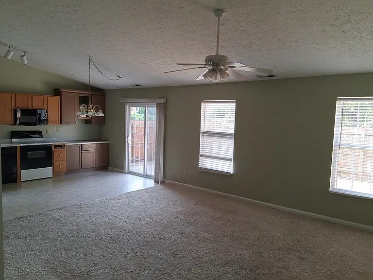 6660 W Denton Dr — Photo 4