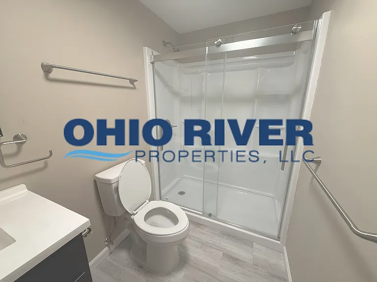600 Northwood Ct #304 — Photo 6