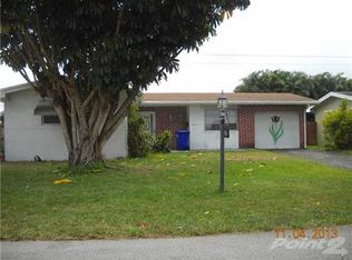 8610 NW 16th St, Pembroke Pines, FL 33024