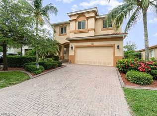 8542 Sumner Ave, Fort Myers, FL 33908