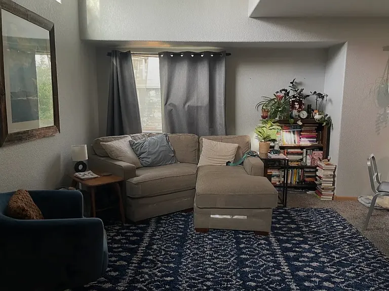 1067 Tierra Ln #A — Photo 4