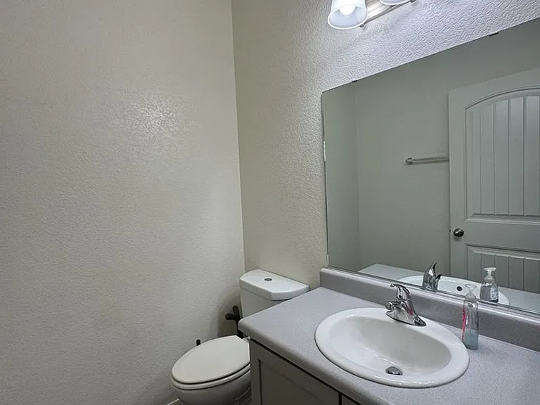 5244 Encanto Dr — Photo 26