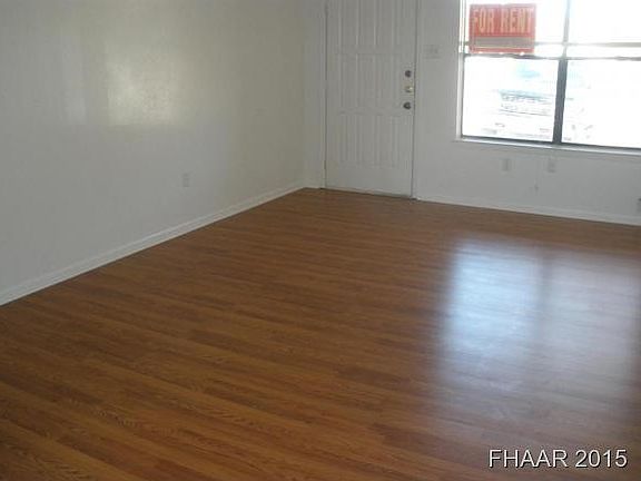 2nd image of 303 Bonnie Ln #Ab