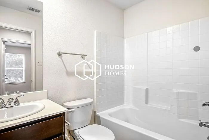 718 Garland Ave #A — Photo 14