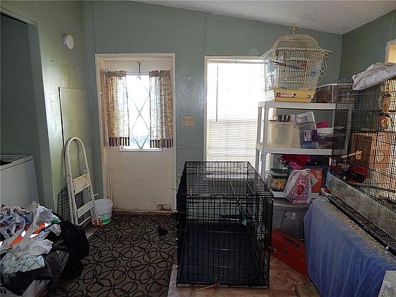 5th image of 16920 Elderberry Dr