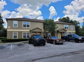 36321 Stonewood Ln, Zephyrhills, FL