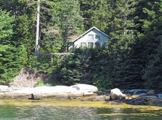 196 States Point Rd, Saint George, ME 04860