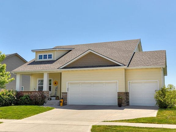 2nd image of 1090 Juniper Dr