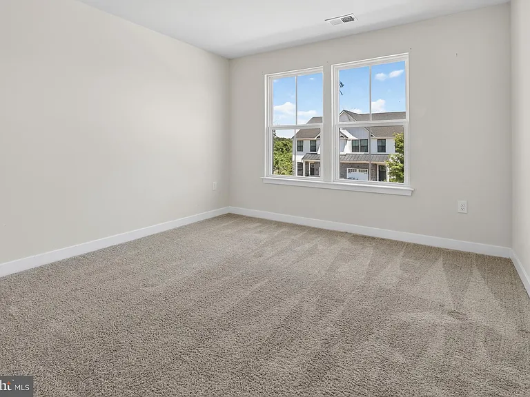 8005 Milltown Cir — Photo 33