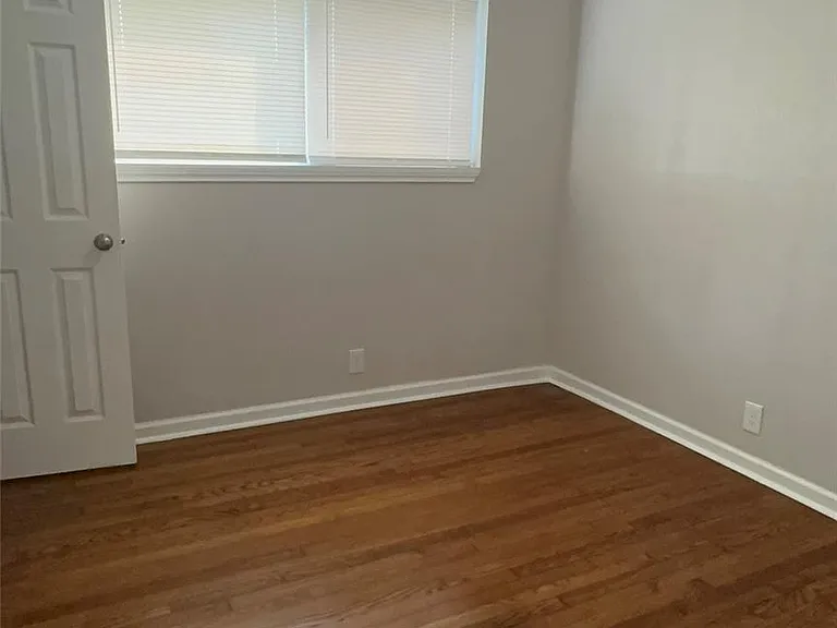 14523 Alrover St — Photo 4