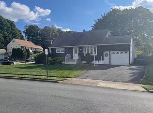 116 Overmount Ave, Woodland Park, NJ 07424