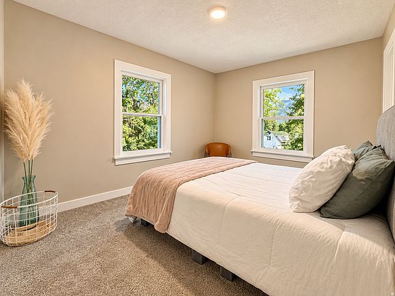 5th image of 3085 Quincy Ave