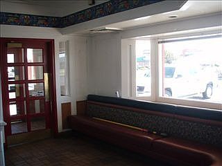 4th image of 835 Blue Lakes Blvd N