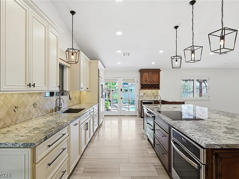 1410 S Monte Cristo Way — Photo 12