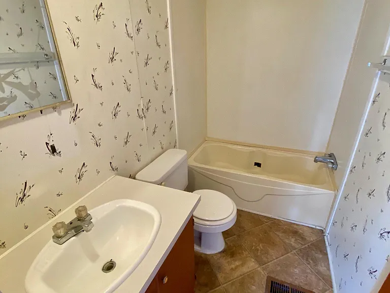 972 Benson Hardee Rd — Photo 7