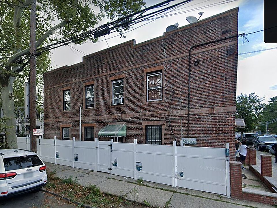 2nd image of 1367 Sutter Ave