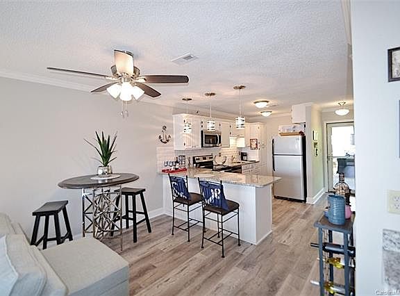 5th image of 7831 Spinnaker Bay Dr
