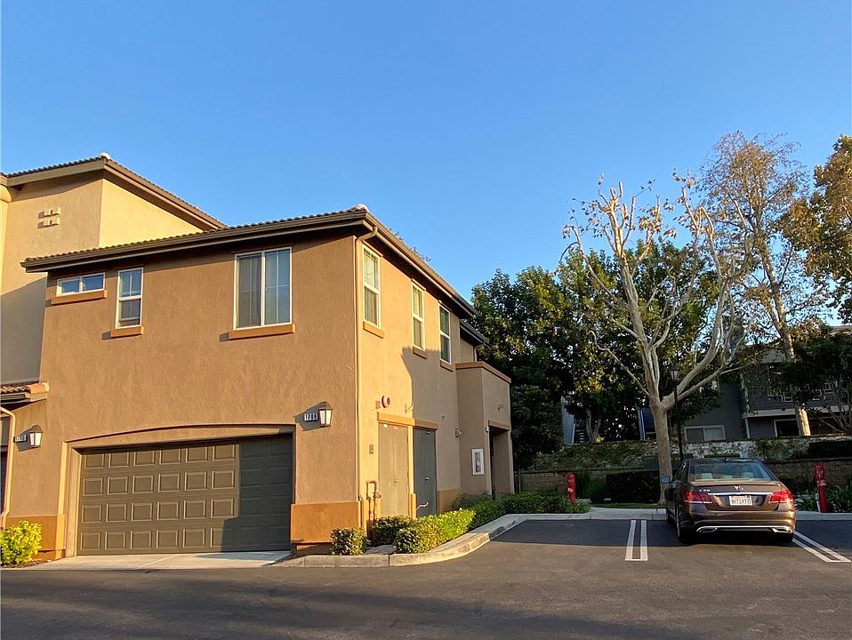 1st image of 17871 Shady View Dr Unit 1706