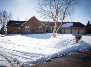 350 Country Club Rd SW, Melrose, MN 56352