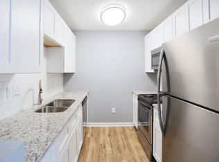 Creekside Canopy, Charlotte, NC 28212