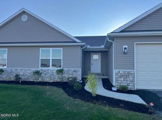 14547 Dexter Falls Rd, Perrysburg, OH 43551