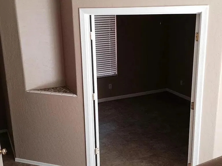 2027 E University Dr #113 — Photo 5