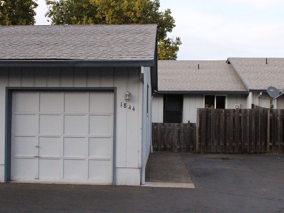1st image of 1844 SE Quail Cir