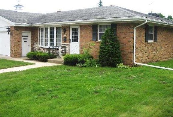 2nd image of 2125 Saemann Ave