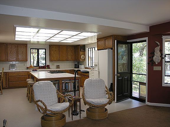 2nd image of 12111 Wells Dr