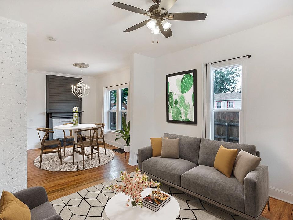 Optionally furnished common areas! Common areas can come beautifully furnished by our in-house design team for an additional fee.