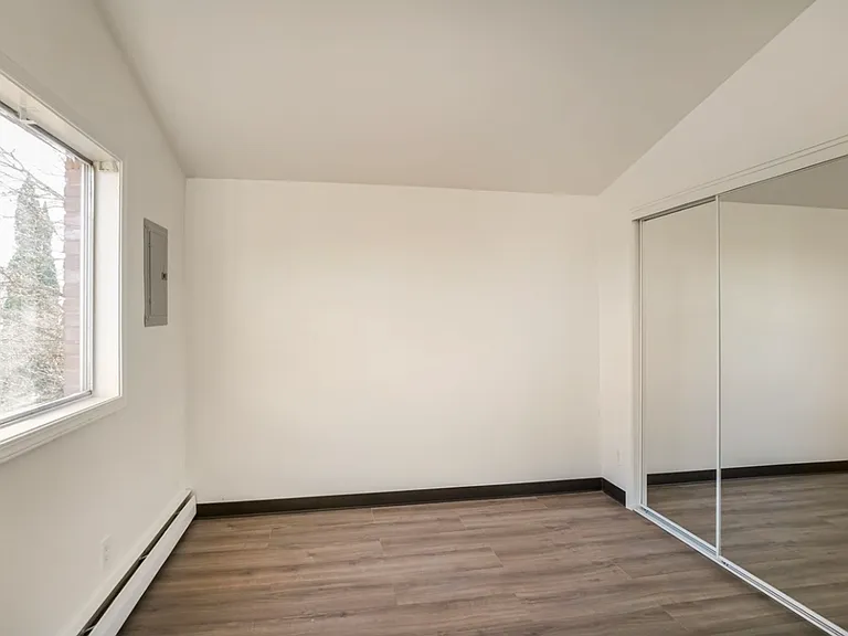 7640 SE Yamhill St #7 — Photo 13
