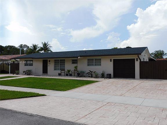 3rd image of 14524 SW 80th St