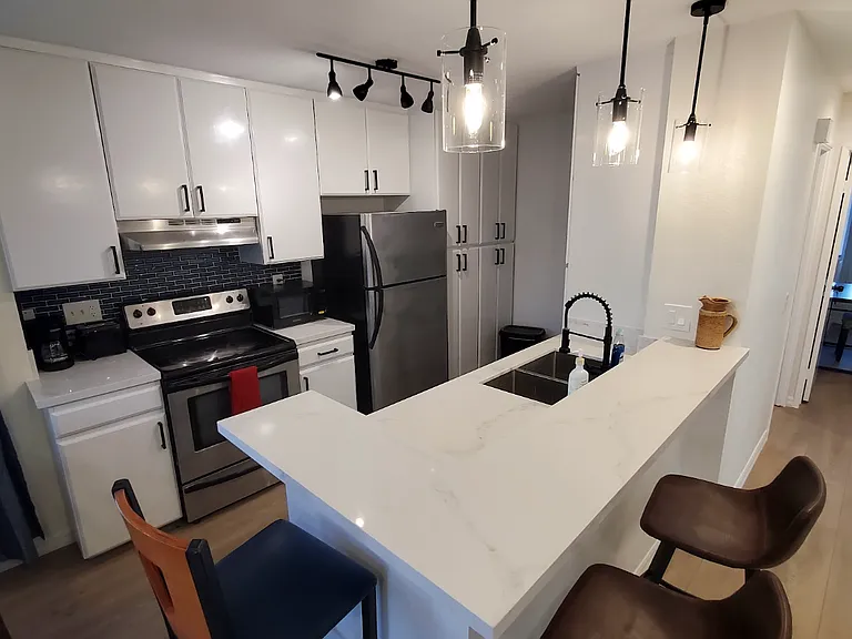 2138 Garnet Ave #C — Photo 5