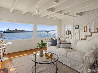 5430 Rockaway Beach Road NE, Bainbridge Island, WA