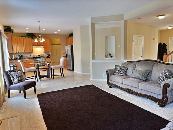 5th image of 10180 Ravenwood Ct