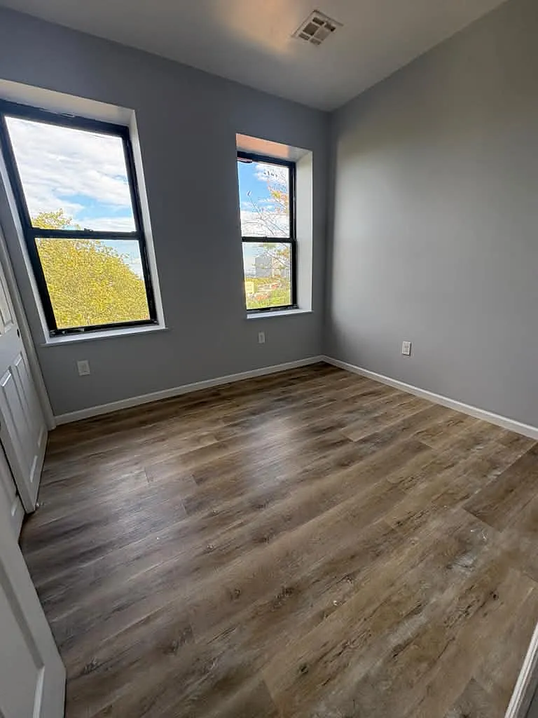 2 bed, $1,895 — Photo 1