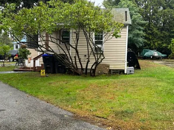 39 Foote Street, Old Orchard Beach, ME 04064