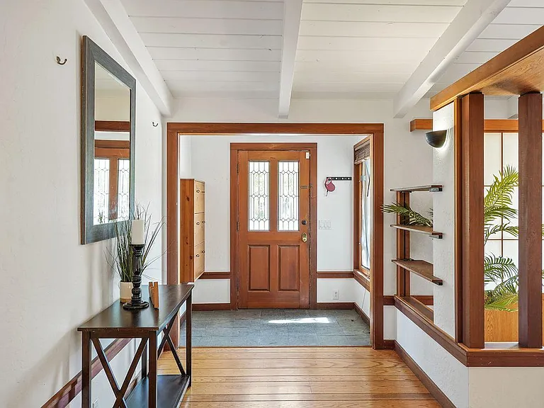 20205 Saratoga Vista Ct — Photo 3