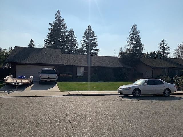 1st image of 3049 E Douglas Ave
