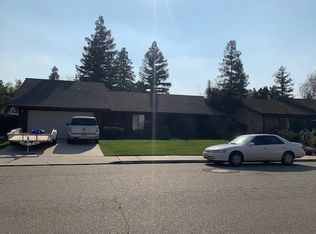3049 E Douglas Ave, Visalia, CA